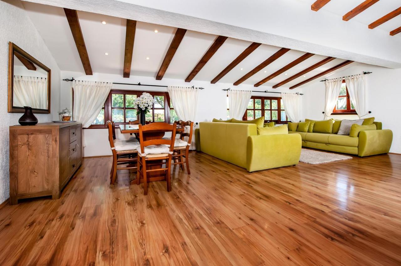 Villa Antica Rovinj Luaran gambar